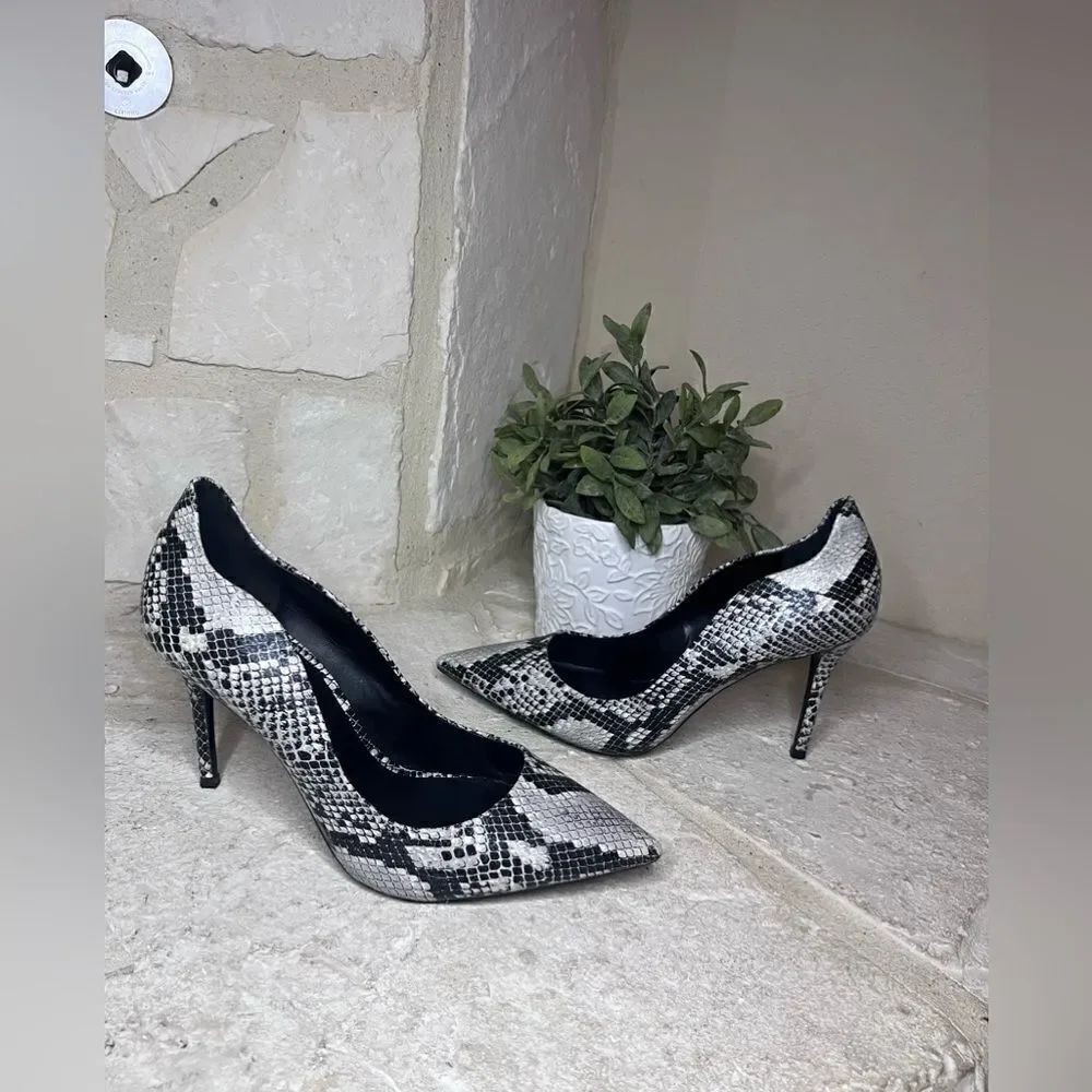Aldo Snakeprint Pointed Toe scalloped Heels sz 11